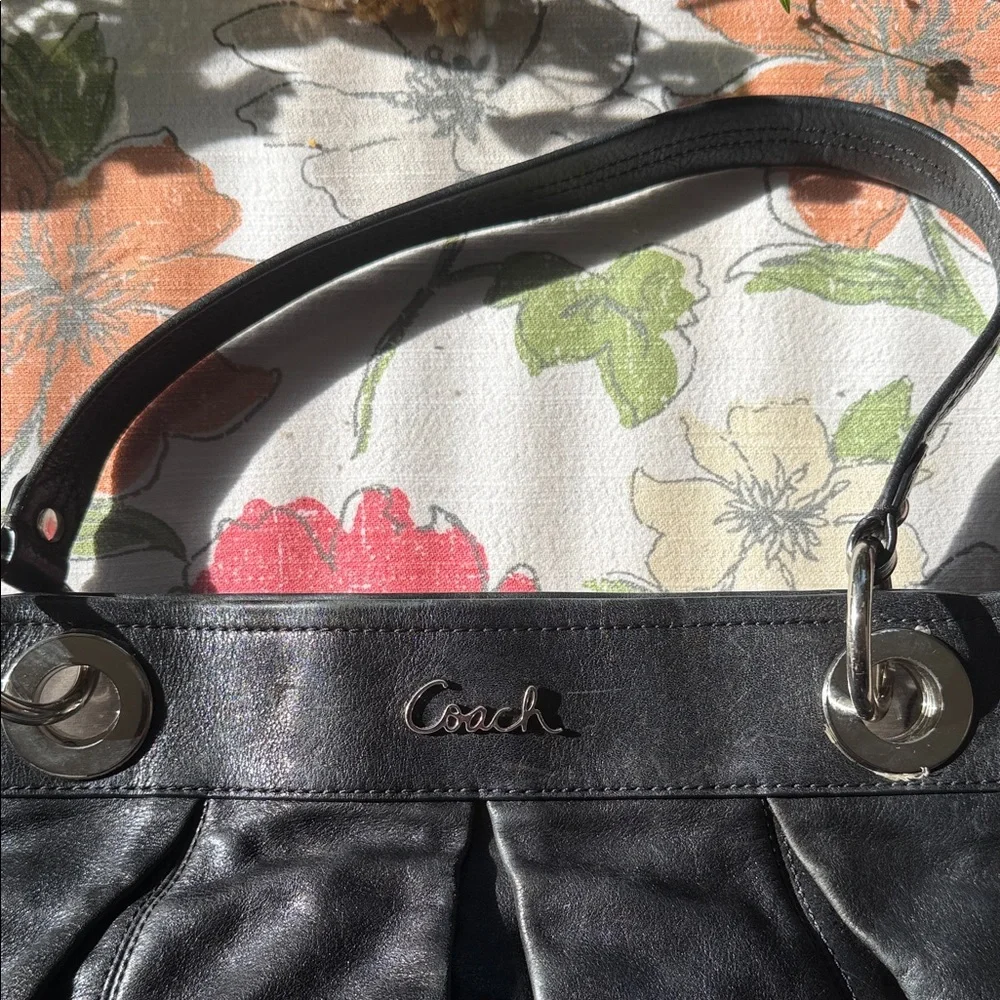 Coach Authentic Black Leather Ashley Bag EUC